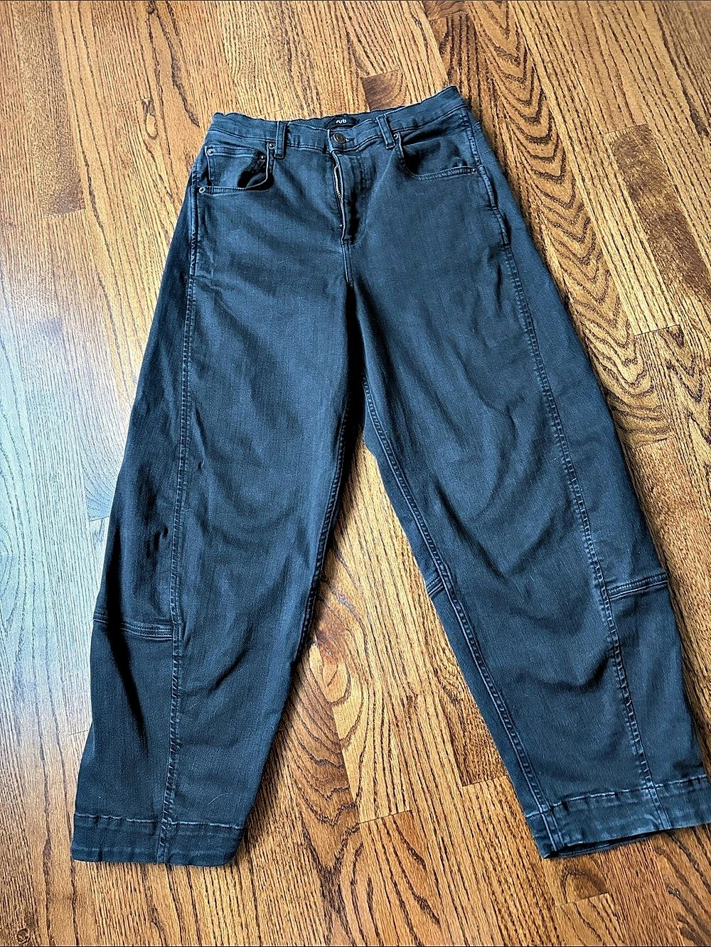 Ruti-barrel leg jeans in Black-waist 0